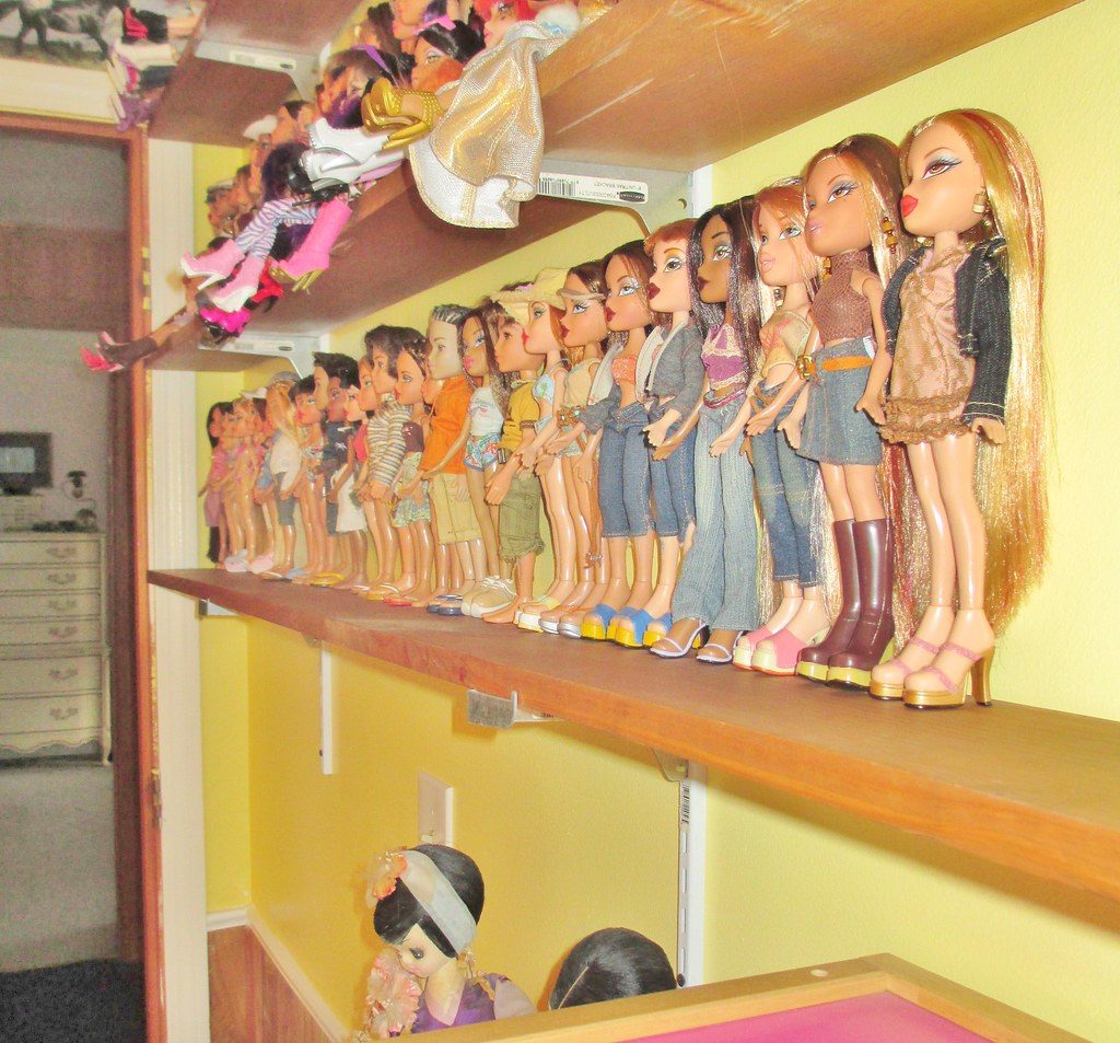 doll shelf